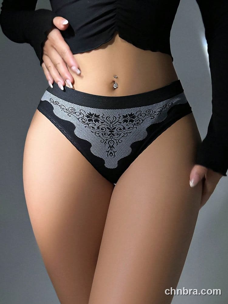 Wholesale Women's Black Jacquard Damask-Pattern Bikini Panties – Direct Factory 3
