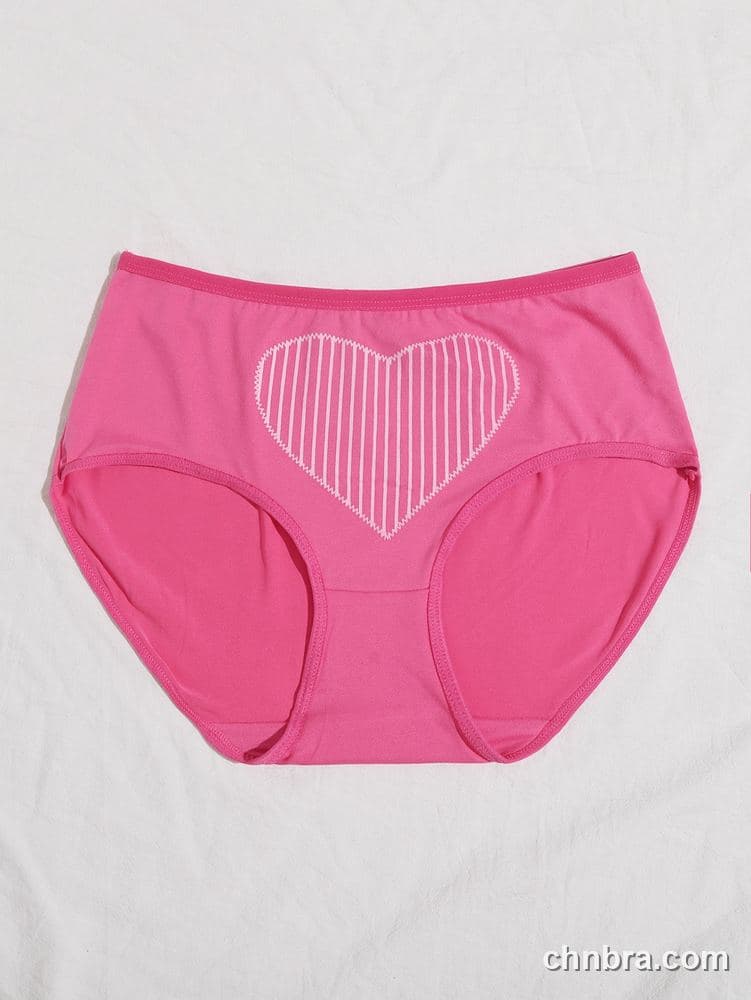 Wholesale Women's Beige Cotton-Feel Briefs – Direct Factory 18