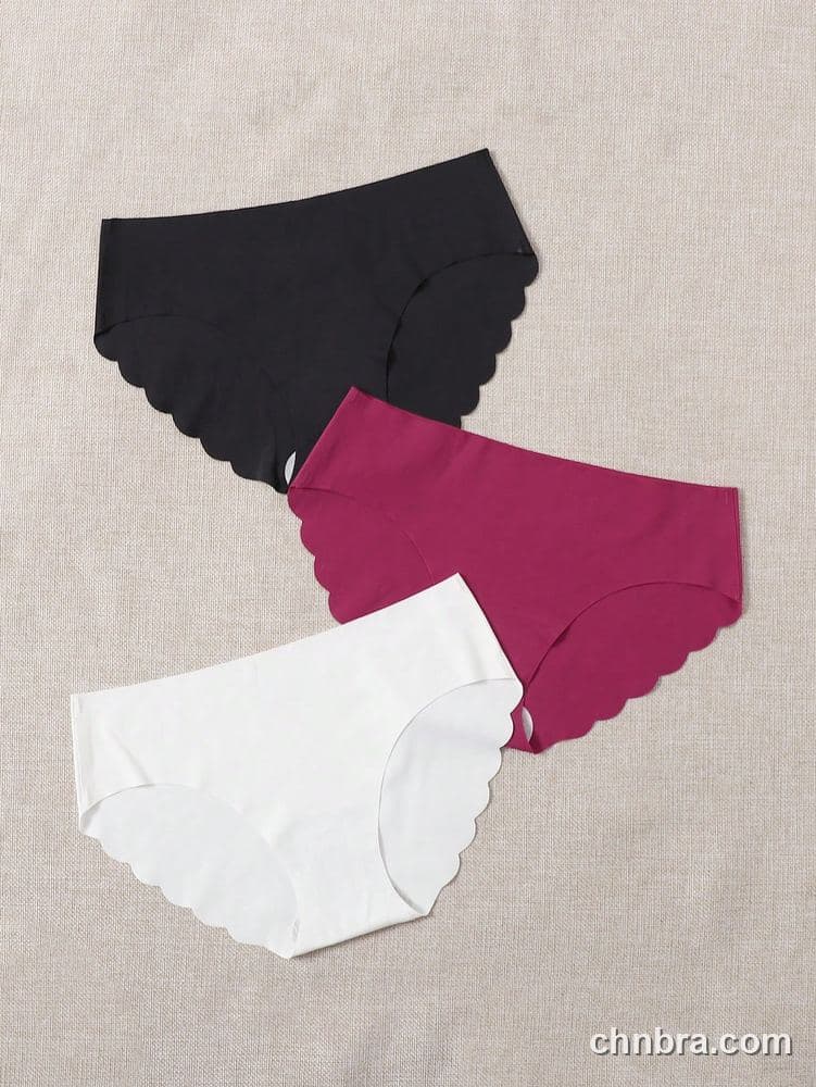 Black Seamless Scallop-Edge Briefs 3-Pack – Bulk Wholesale, Lingerie Supplier 3