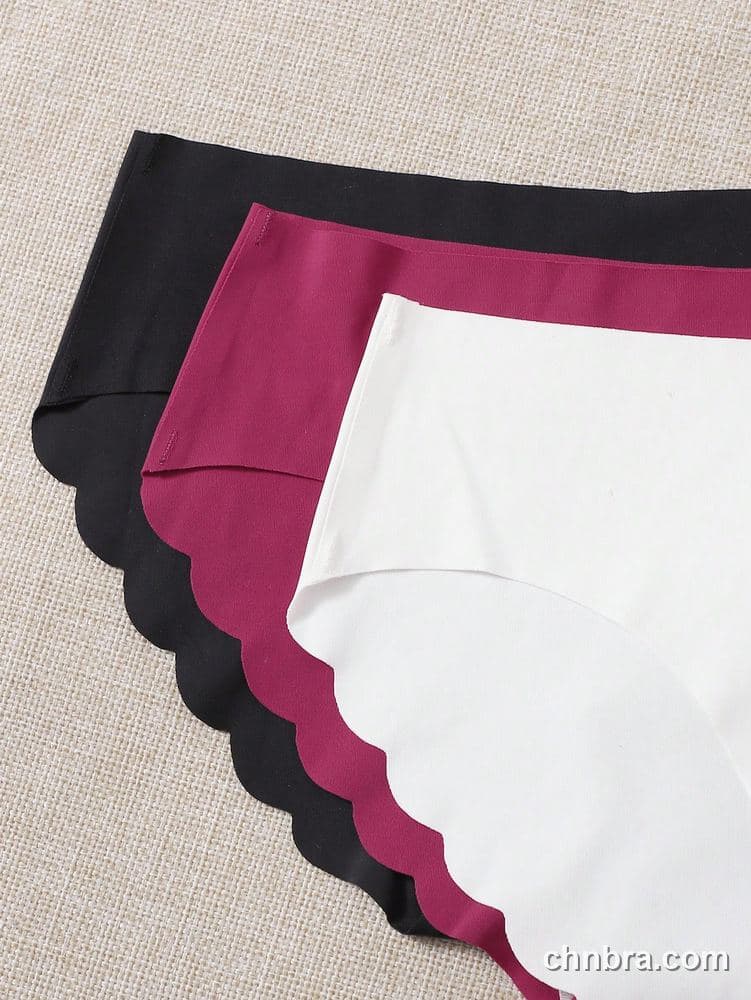 Black Seamless Scallop-Edge Briefs 3-Pack – Bulk Wholesale, Lingerie Supplier 5
