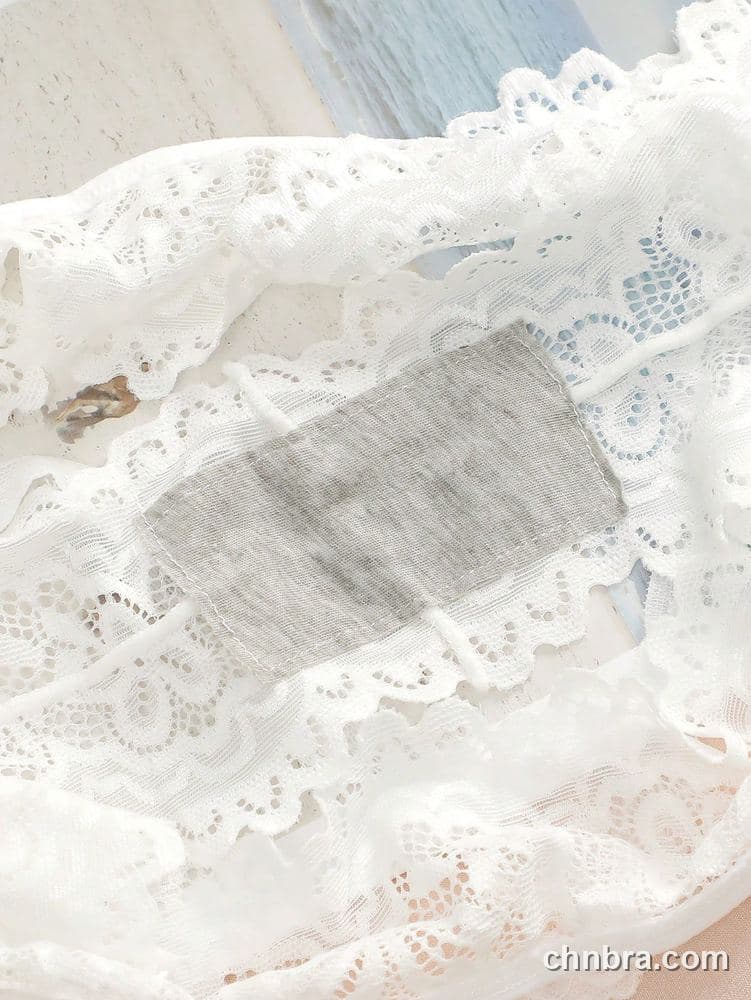 Women's White Scallop Lace Cheeky Panties – Wholesale Panties Manufacturing Factory 2
