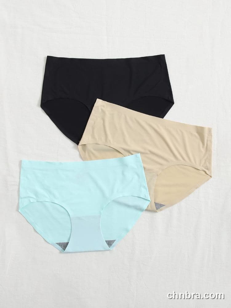 Black Seamless Hipster Panties 3-Pack – Bulk Wholesale, Lingerie Supplier 3