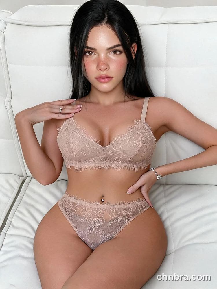 Wholesale Women Lace Underwire Bra & Thong Panty Set – Direct Factory Lingerie