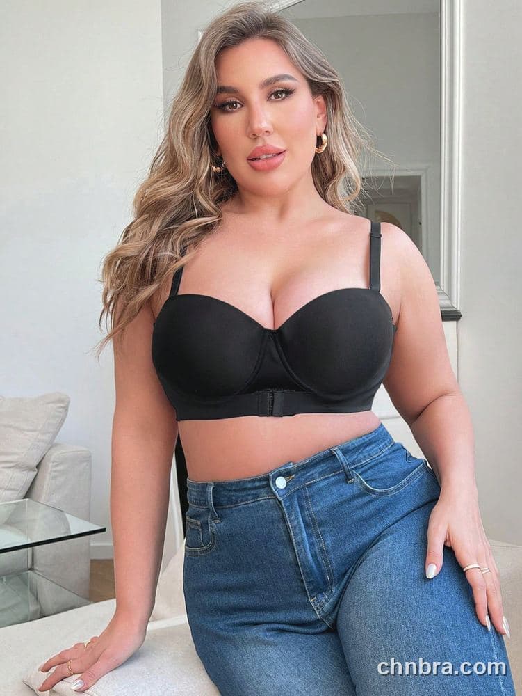 Plus Size Black Front-Closure Smooth Molded Push-Up Bra – OEM / ODM Lingerie Manufacturer 3