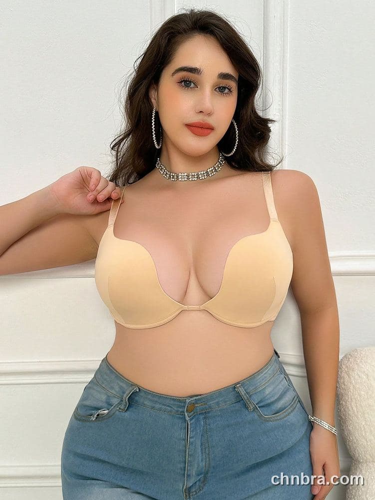 DesireSculpt Plus Size Nude Low-Back Convertible Push-Up Bra – Factory Wholesale 3