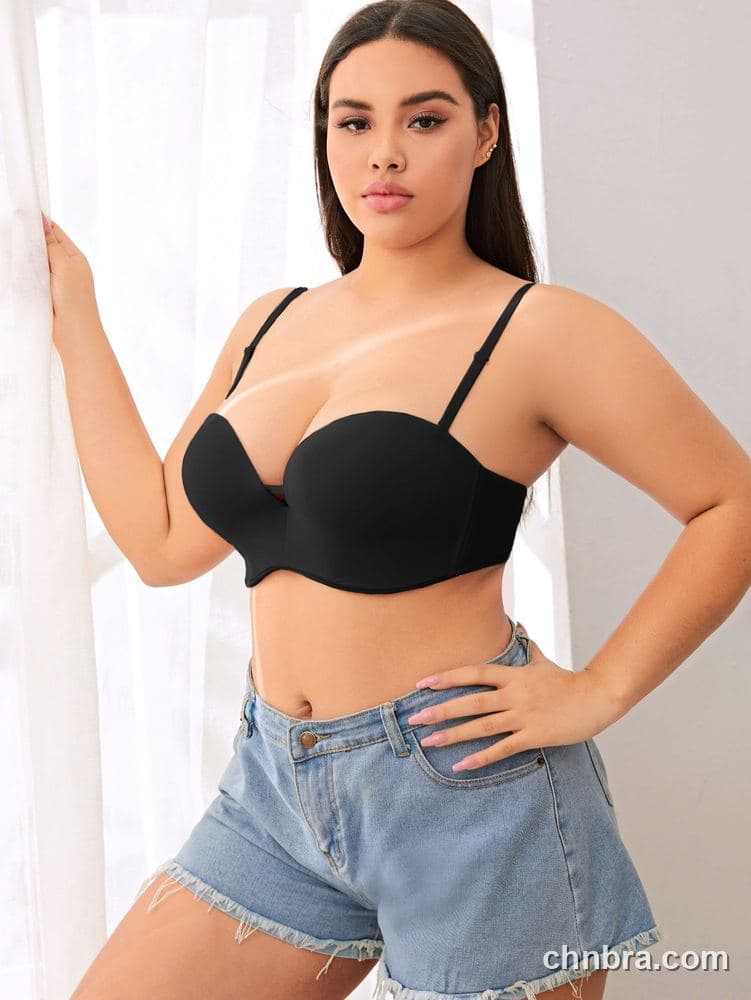 DesireSculpt Plus Size Black Strapless Convertible Push-Up Bra – Factory Wholesale 3