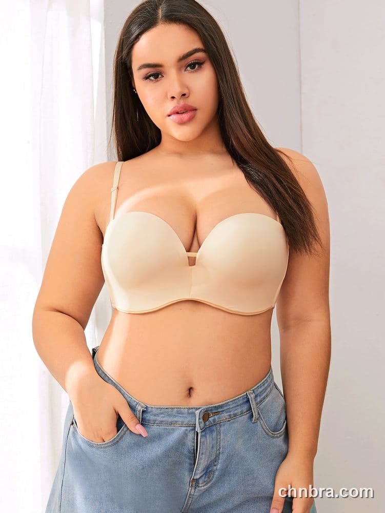 DesireSculpt Plus Size Black Strapless Convertible Push-Up Bra – Factory Wholesale 8