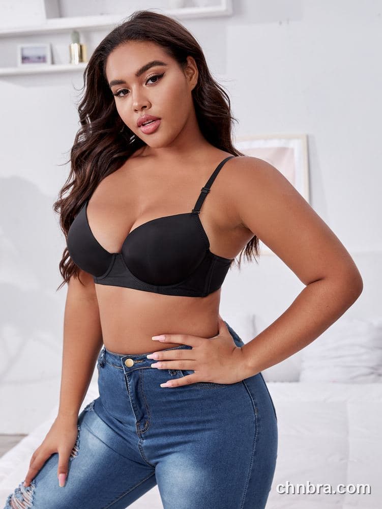 Plus Size Black Smooth Plunge Push-Up T-Shirt Bra – Wholesale Lingerie Manufacturing Factory 4
