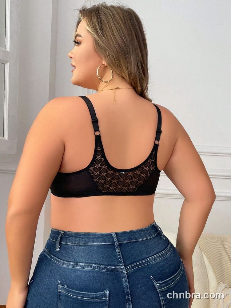 Plus Size Heart-Texture Lace Bra – Wholesale Lingerie Manufacturing Factory 3