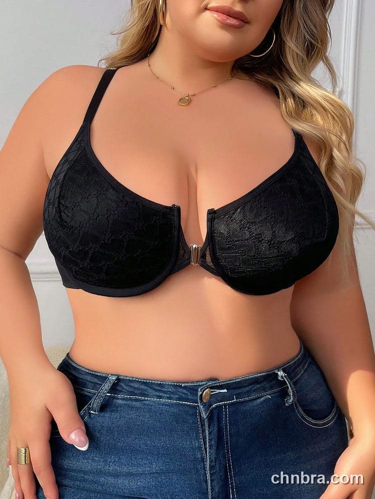 Plus Size Heart-Texture Lace Bra – Wholesale Lingerie Manufacturing Factory
