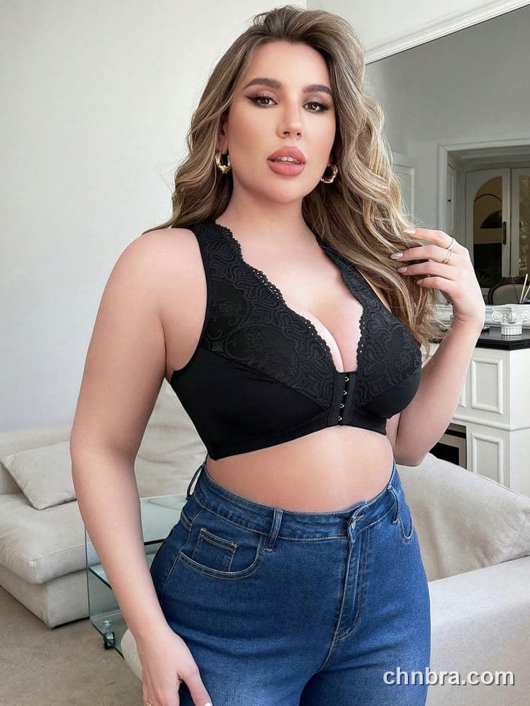 Plus Size Black Front-Closure Lace V-Neck Bra – Bulk Wholesale, Lingerie Supplier