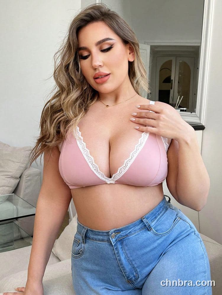 Wholesale Plus Size Pink Triangle Bralette – Direct Factory 6