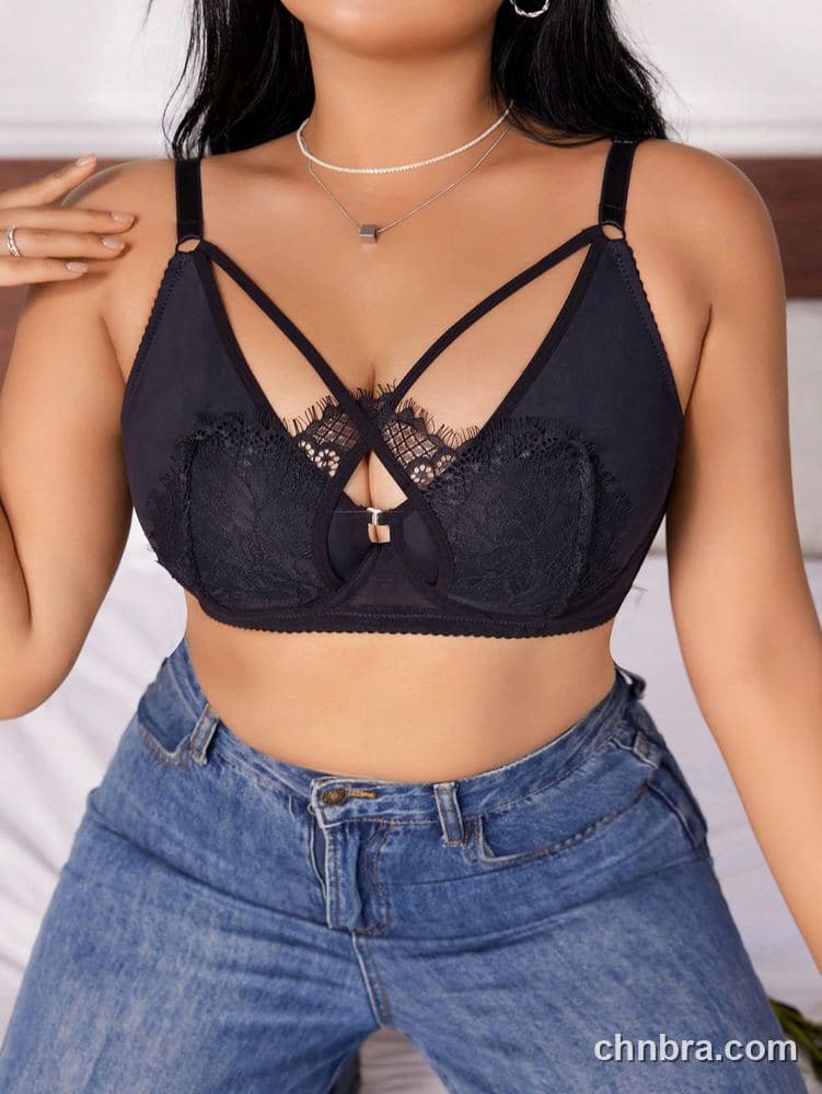 Plus Size Black Criss-Cross Strappy Front Bra – OEM / ODM Lingerie Manufacturer 4