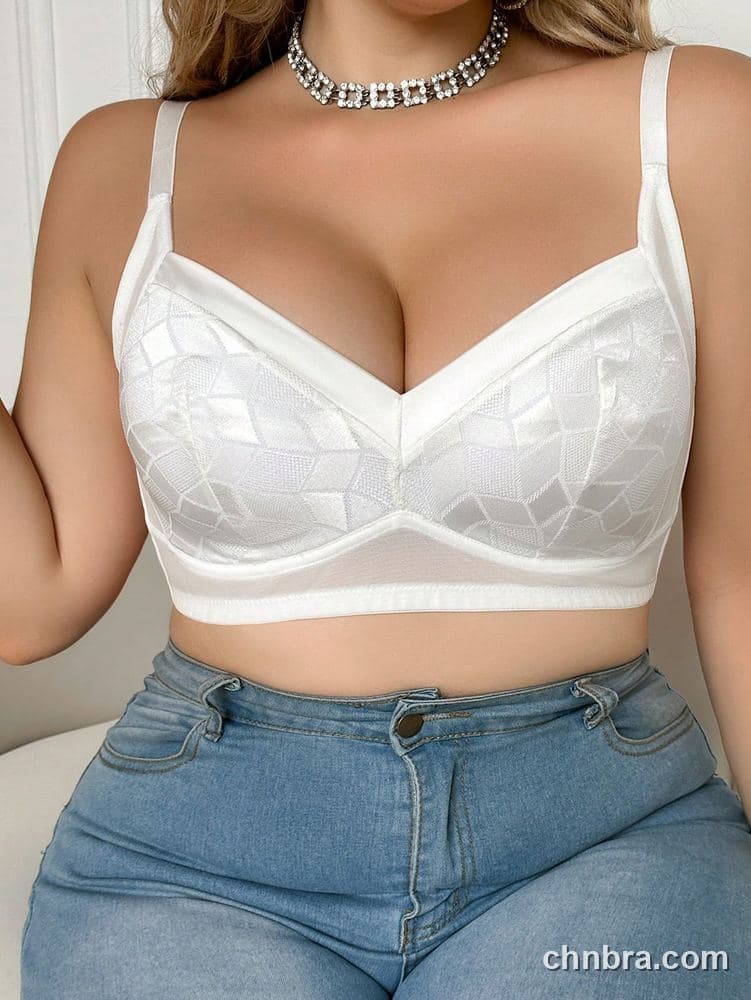 Wholesale Plus Size White Geometric Jacquard Wire-Free Full Coverage Bra – Direct Factory 3