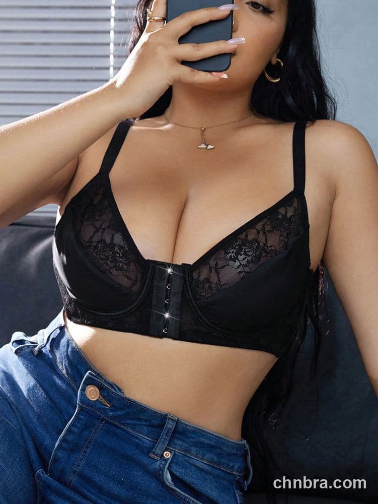 DesireSculpt Plus Size Black Front Corset-Hook Plunge Bra – Factory Wholesale 3