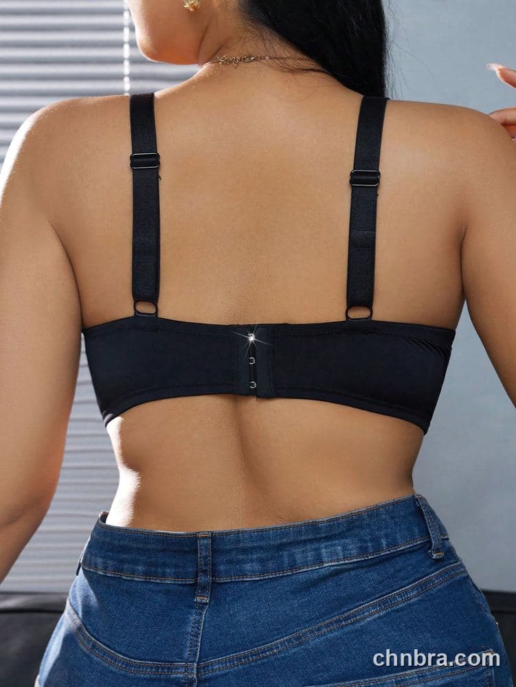 Plus Size Black Lace V-Panel Unlined Cups Bra – Bulk Wholesale, Lingerie Supplier 5