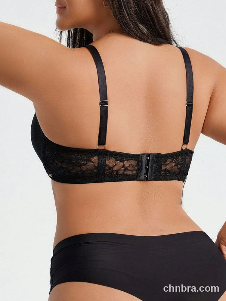 Plus Size Black Honeycomb Deep U-Plunge Push-Up Bra – Bulk Wholesale, Lingerie Supplier 2