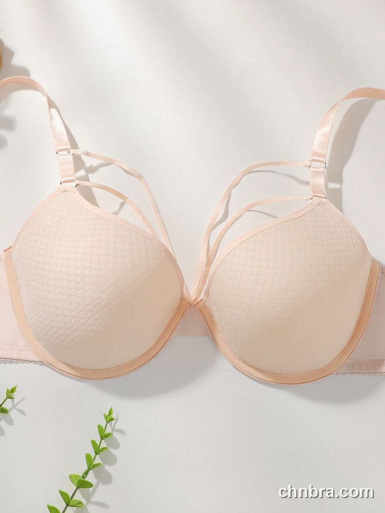 DesireSculpt Plus Size Black Honeycomb-Texture T-Shirt Bra – Factory Wholesale 2