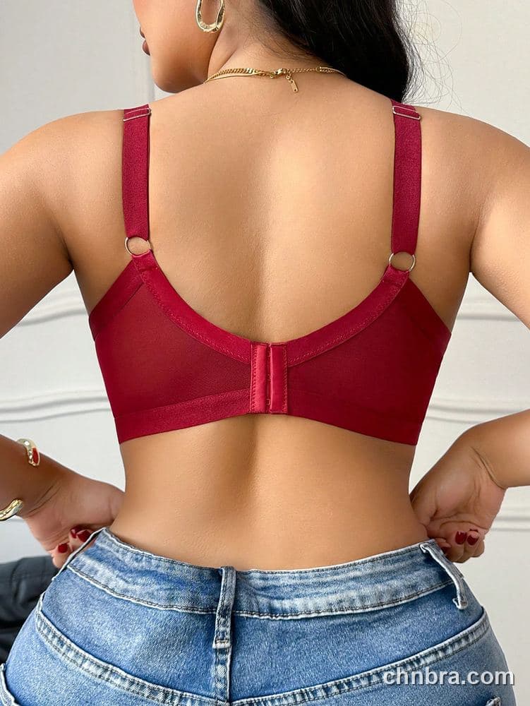 Custom Plus Size Red Criss-Cross V Wire-Free Bralette – Wholesale Direct from Factory 2