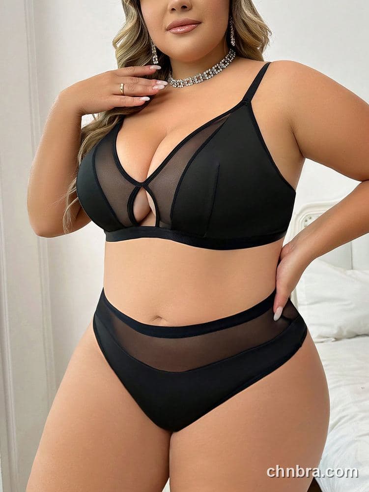 Women's Plus Size Solid Black Mesh Keyhole Triangle Bra & Panty Set – Factory Wholesale 5