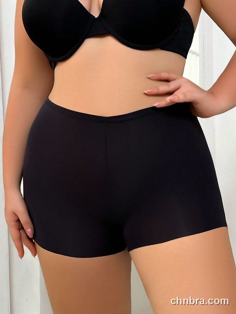 Plus Size Solid Black Ice-Silk Seamless Boyshort – OEM / ODM Panty Manufacturer 3