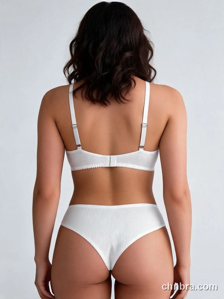 Women's White Floral Lace Wire-Free Bralette & Panty Set – OEM / ODM Lingerie Manufacturer 2