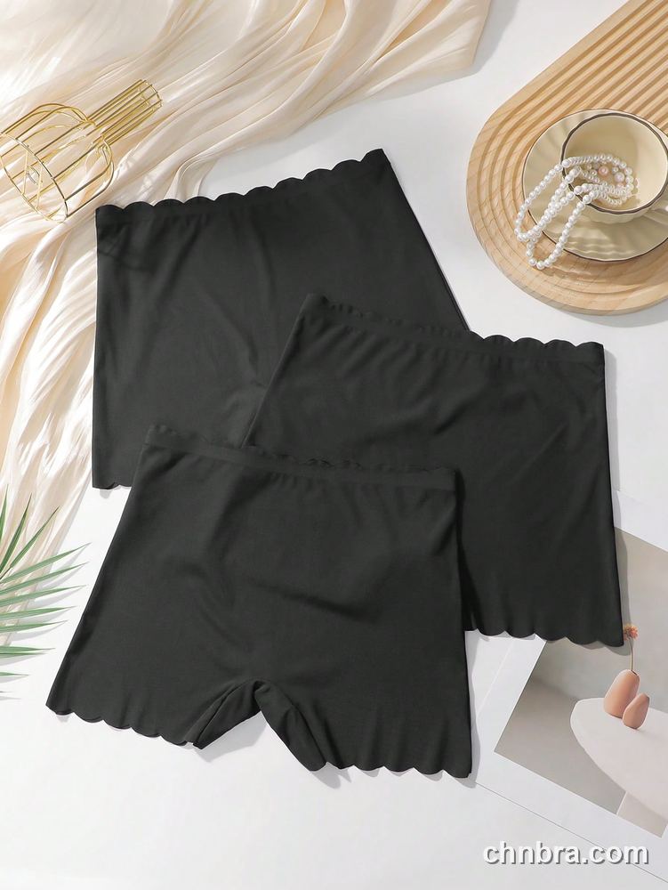 Black Seamless Scallop-Edge Safety Shorts 3-Pack – Factory Wholesale, Everyday Wear 2