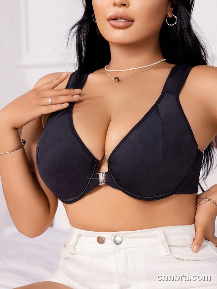 Plus Size Black Front-Closure Smooth Plunge Bra – Wholesale Lingerie Manufacturing Factory 4