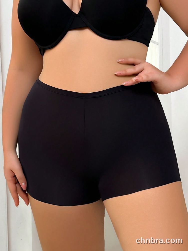Plus Size Solid Black Ice-Silk Seamless Boyshort – OEM / ODM Panty Manufacturer 3