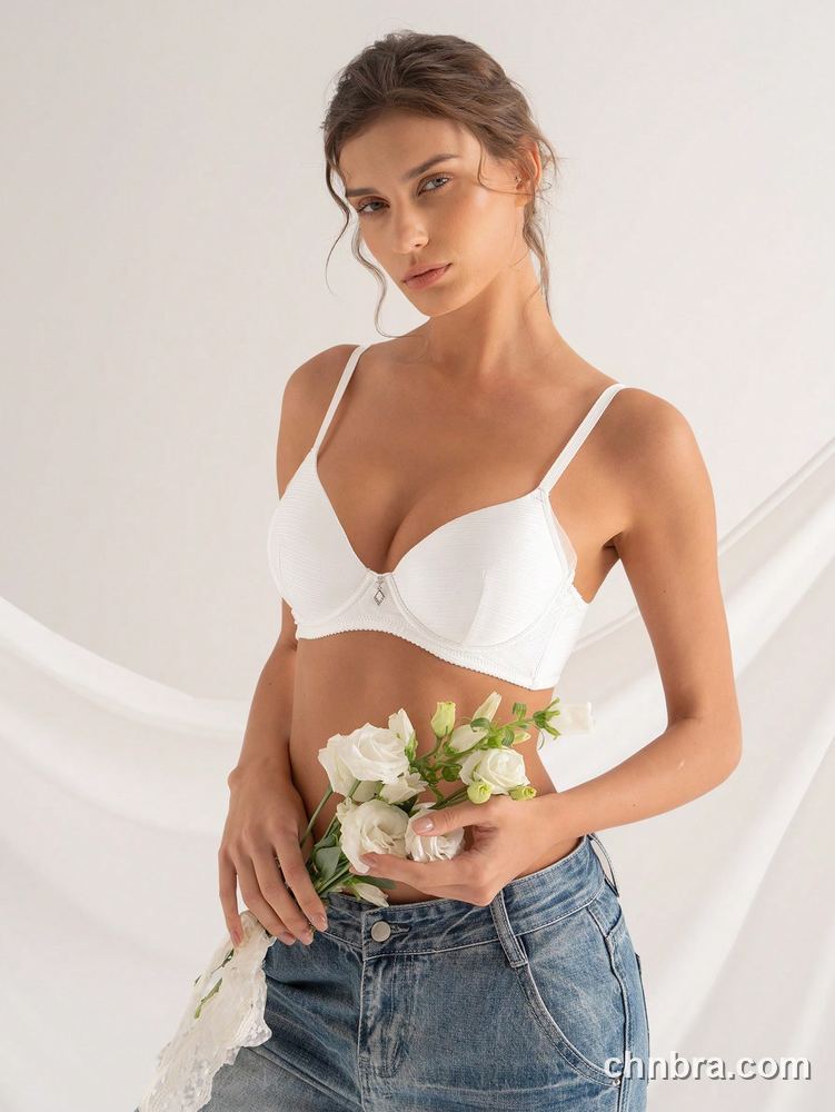 Wholesale Women's White Textured T-Shirt Bra with Diamond Charm, Everyday Contour Bra – Direct from Factory 5