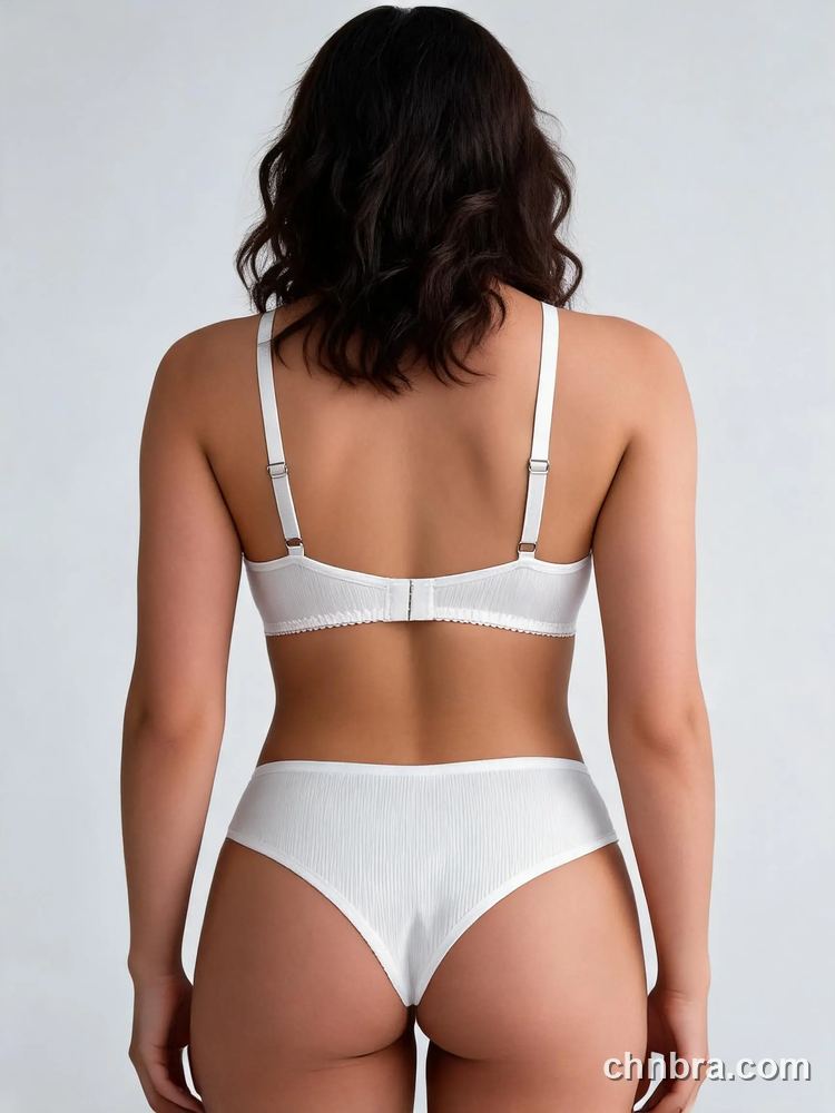 Women's White Floral Lace Wire-Free Bralette & Panty Set – OEM / ODM Lingerie Manufacturer 2